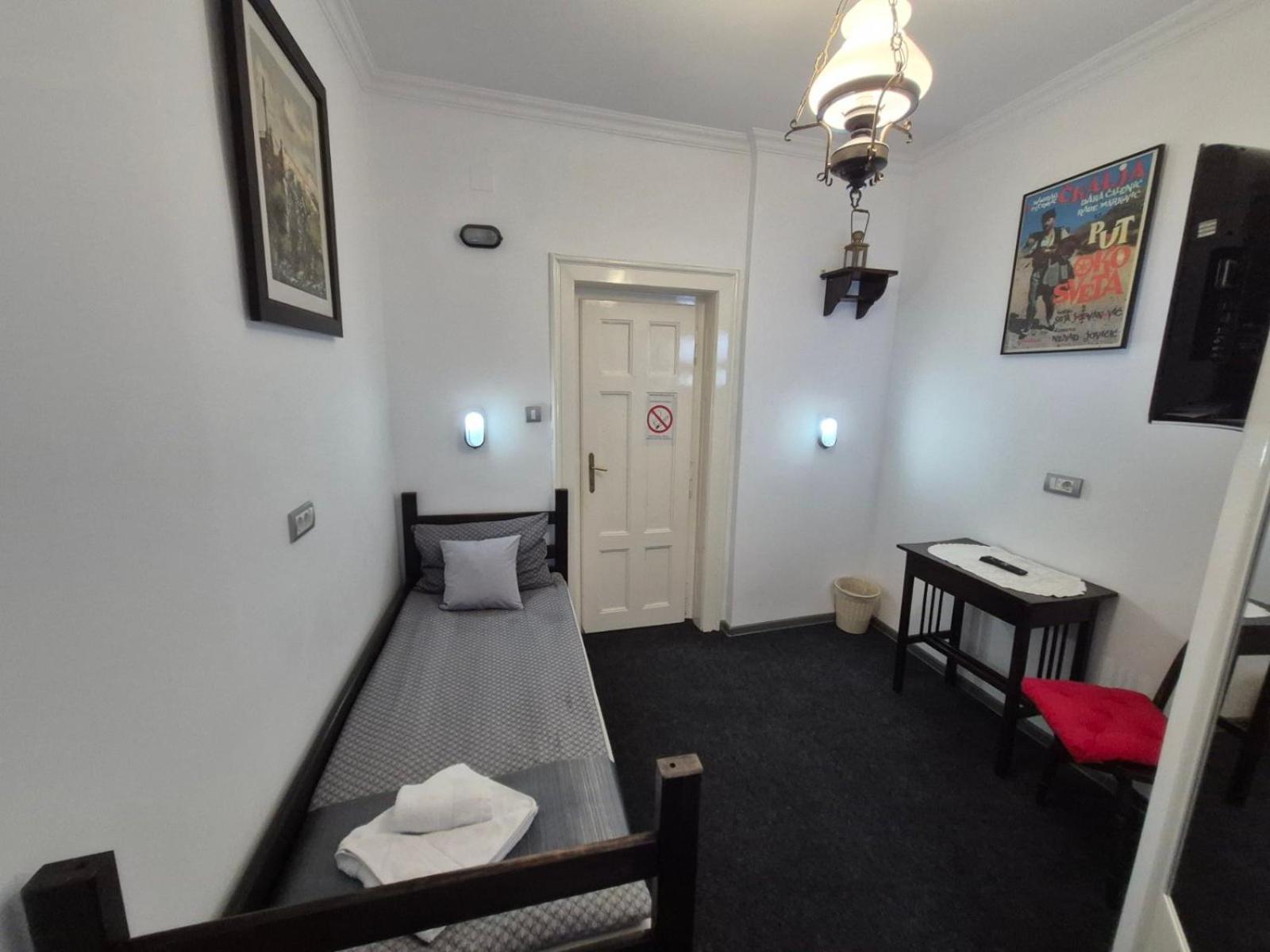 Ferienwohnung Republica Belgrad Zimmer foto